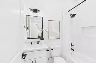2417 Harrington St St, Houston, TX 77026 - Photo 13