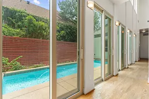 1634 Marshall St, Houston, TX 77006 - Photo 13