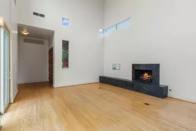 1634 Marshall Street, Houston, TX 77006 - Photo 11