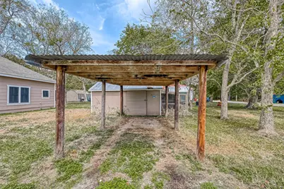 406 Woodward, Damon, TX 77430 - Photo 35