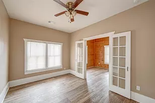 406 Woodward, Damon, TX 77430 - Photo 15