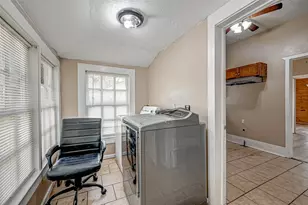 406 Woodward, Damon, TX 77430 - Photo 11