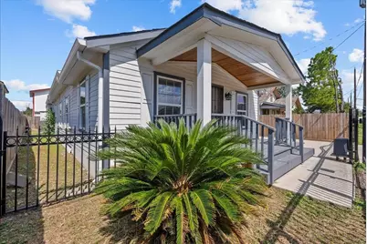 7013 Corsicana Street, Houston, TX 77020 - Photo 13