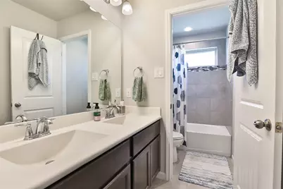 2810 Bluesage Bluff Drive, Richmond, TX 77406 - Photo 29