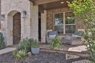 2810 Bluesage Bluff Dr, Richmond, TX 77406 - Photo 5