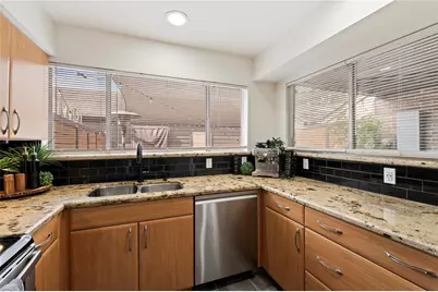 16522 Space Center Boulevard, Houston, TX 77058 - Photo 7
