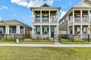 2511 S Houston Ave, Pearland, TX 77581 - Photo 1