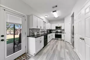 6202 Lake Chase Ct, Katy, TX 77493 - Photo 9