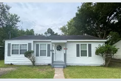 5237 Carmen Street, Houston, TX 77033 - Photo 1