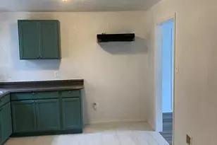5237 Carmen St, Houston, TX 77033 - Photo 5