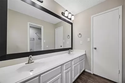 6527 Briar Glade Drive, Houston, TX 77072 - Photo 19