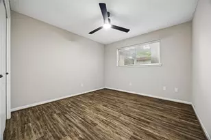 6527 Briar Glade Dr, Houston, TX 77072 - Photo 13
