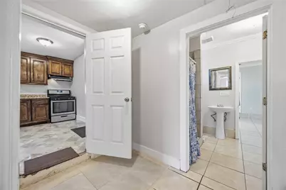 9430 E Avenue K #A, Houston, TX 77012 - Photo 9