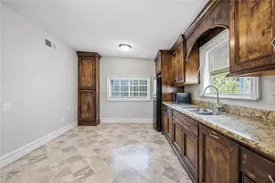 9430 E Avenue K, Houston, TX 77012 - Photo 7
