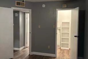 2818 S Bartell Dr, Houston, TX 77054 - Photo 11