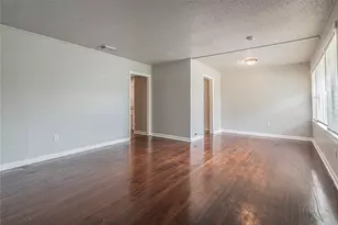 5818 Glenhurst Dr, Houston, TX 77033 - Photo 3