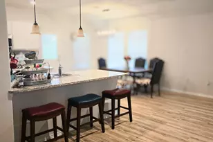 426 Ridgewood Terrace Dr, La Marque, TX 77568 - Photo 5