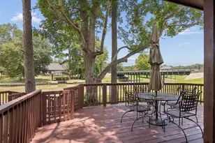 28 Hunters Creek Dr, Huntsville, TX 77340 - Photo 5