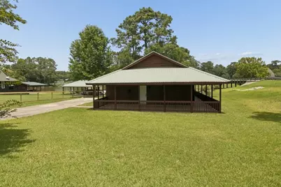 28 Hunters Creek Drive, Huntsville, TX 77340 - Photo 3