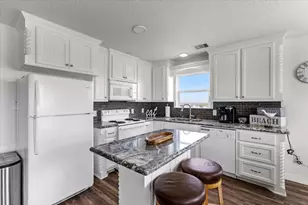 2301 Bluewater Hwy, Surfside Beach, TX 77541 - Photo 27