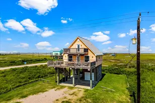 2301 Bluewater Hwy, Surfside Beach, TX 77541 - Photo 3