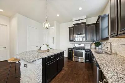 3046 Tawakoni Canyon Lane, League City, TX 77573 - Photo 11