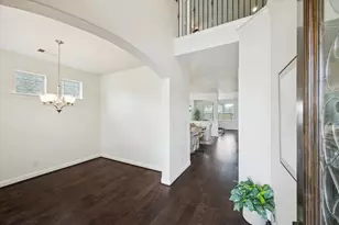 3046 Tawakoni Canyon Ln, League City, TX 77573 - Photo 3