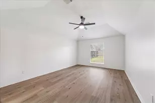 11207 Briscoe Ln, Pearland, TX 77584 - Photo 15