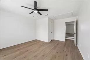 11207 Briscoe Ln, Pearland, TX 77584 - Photo 23