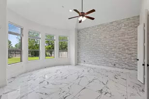 19 Brittany Rose Pl, The Woodlands, TX 77375 - Photo 25