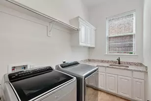 19 Brittany Rose Pl, The Woodlands, TX 77375 - Photo 43