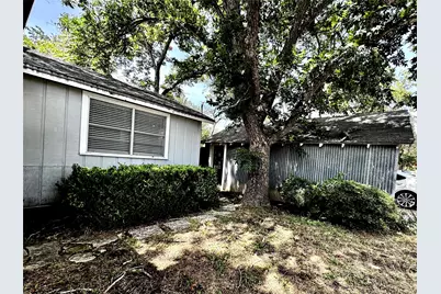 559 Madison, La Grange, TX 78945 - Photo 9