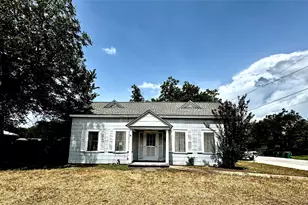559 Madison, La Grange, TX 78945 - Photo 7