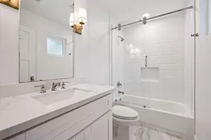 2503 Stoney Brook Dr, Houston, TX 77063 - Photo 21