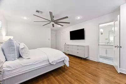 2503 Stoney Brook Drive, Houston, TX 77063 - Photo 15