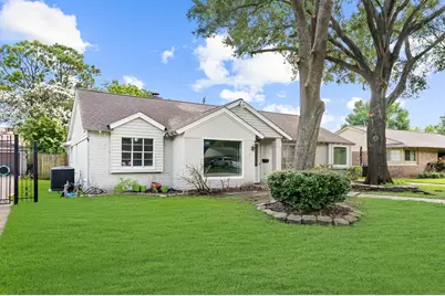 10623 Wickersham Lane, Houston, TX 77042 - Photo 1
