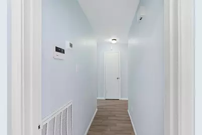 10623 Wickersham Lane, Houston, TX 77042 - Photo 17