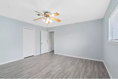 10623 Wickersham Lane, Houston, TX 77042 - Photo 33