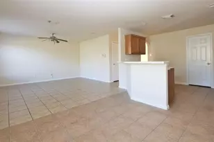 11148 Opatrny Meadows Ln, Houston, TX 77064 - Photo 9