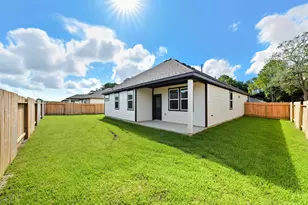 103 Bentwater Ln, Clute, TX 77531 - Photo 27