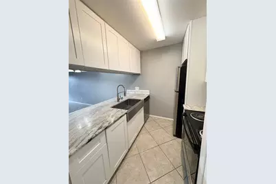3015 Walnut Bend Lane #13, Houston, TX 77042 - Photo 1