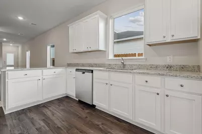 15519 Caramel Springs Drive, Conroe, TX 77303 - Photo 9