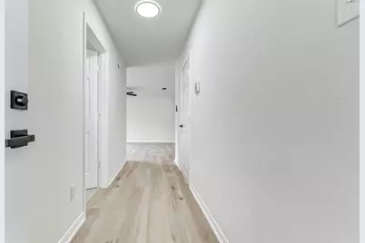 10102 Wiggins, Houston, TX 77029 - Photo 9