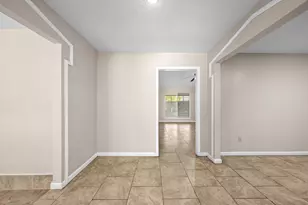 11111 Longcommon Dr, Houston, TX 77099 - Photo 3