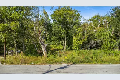 245 Palmyra Street, Houston, TX 77022 - Photo 7