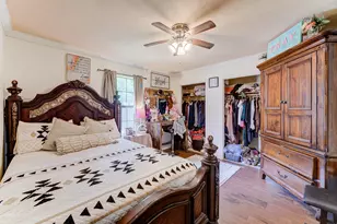 316 Hickman Ln, Angleton, TX 77515 - Photo 25