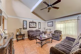 316 Hickman Ln, Angleton, TX 77515 - Photo 7