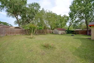 316 Hickman Lane, Angleton, TX 77515 - Photo 45