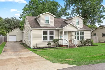 507 S 2nd Street, La Porte, TX 77571 - Photo 1