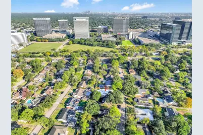 10630 Olympia Drive, Houston, TX 77042 - Photo 27